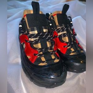 Burberry Kids Arthur Archive Sneakers (Size 32)